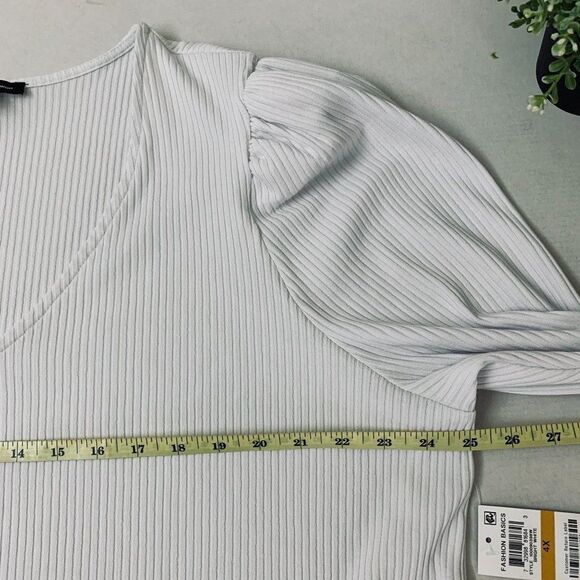 Inc Plus Size Ribbed-Knit Puff-Sleeve Top Size 4X White Stretch Fit - Picture 8 of 9